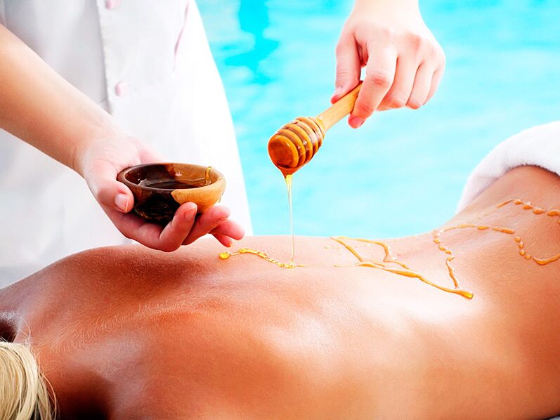 Massage mật ong chữa thoái hóa đốt sống cổ