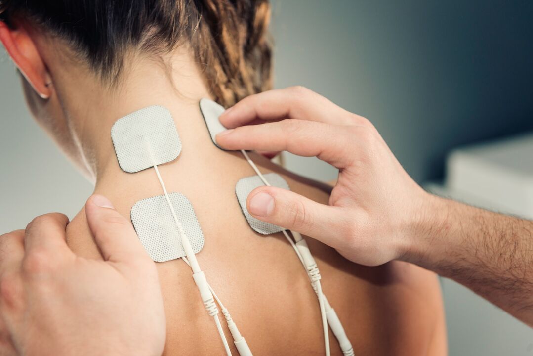 Điện di điều trị thoái hóa sụn cổ
